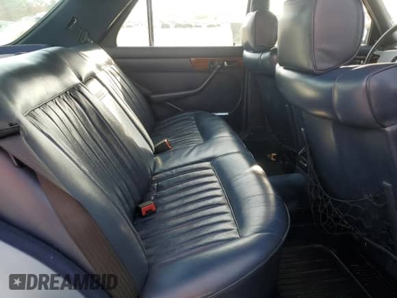 1983 Mercedes-Benz 300 SD с VIN WDBCB20A2DB048328, выставлен на аукционе Copart как лот 78741364 с пробегом 96 658 миль миль и Списание • Salvage title. История ставок и продаж доступна на DreamBid. Изображение 10.