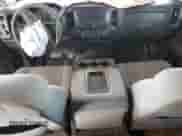 2017 Chevrolet Silverado 2500HD Work Truck z VIN 1GC2KUEG0HZ151797, wystawiony jako Copart lot #67667085 z przebiegiem 225 607 mil mil oraz Szkoda całkowita • Salvage title. Historia ofert i sprzedaży dostępna na DreamBid. Obrazek 8.
