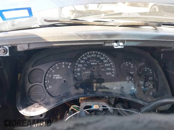 2005 Chevrolet Silverado 1500 Work Truck z VIN 1GCEC19X75Z352059, wystawiony jako IAAI lot #43358817 z przebiegiem Nie podano mil oraz . Historia ofert i sprzedaży dostępna na DreamBid. Obrazek 16.