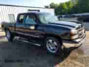 2006 Chevrolet Silverado SS с VIN 2GCEC19N261307703, выставлен на аукционе Copart как лот 56419285 с пробегом 302 825 миль миль и Списание • Salvage title. История ставок и продаж доступна на DreamBid. Изображение 4.