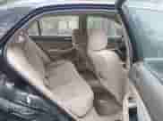 2003 Honda Accord EX z VIN 1HGCM55623A051561, wystawiony jako IAAI lot #42003112 z przebiegiem 258 665 mil mil oraz . Historia ofert i sprzedaży dostępna na DreamBid. Obrazek 8.