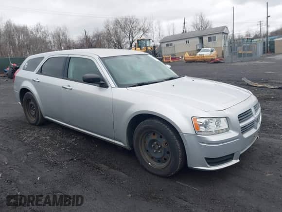 2008 Dodge Magnum with VIN 2D4FV47T68H197513, listed as a IAAI auction lot 41801011 with 132,652 mi miles and . Bid and sale history available at DreamBid. Image 1.