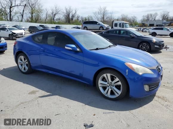 2010 Hyundai Genesis Coupe with VIN KMHHU6KH6AU020644, listed as a Copart auction lot 51915675 with 125,813 mi miles and Salvage title. Bid and sale history available at DreamBid. Image 4.