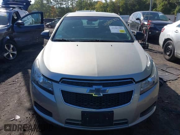 2013 Chevrolet Cruze LS с VIN 1G1PA5SG6D7257480, выставлен на аукционе IAAI как лот 43307707 с пробегом 142 991 миль миль и . История ставок и продаж доступна на DreamBid. Изображение 12.