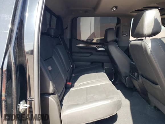 2022 Chevrolet Silverado 1500 RST z VIN 1GCUDEET9NZ502028, wystawiony jako Copart lot #44854605 z przebiegiem 50 146 mil mil oraz Szkoda całkowita • Salvage title. Historia ofert i sprzedaży dostępna na DreamBid. Obrazek 11.