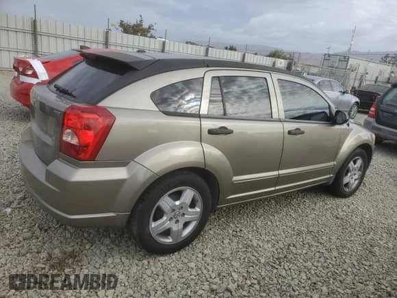 2008 Dodge Caliber SXT z VIN 1B3HB48B38D655284, wystawiony jako Copart lot #85874205 z przebiegiem 157 306 mil mil oraz Szkoda całkowita • Salvage title. Historia ofert i sprzedaży dostępna na DreamBid. Obrazek 3.