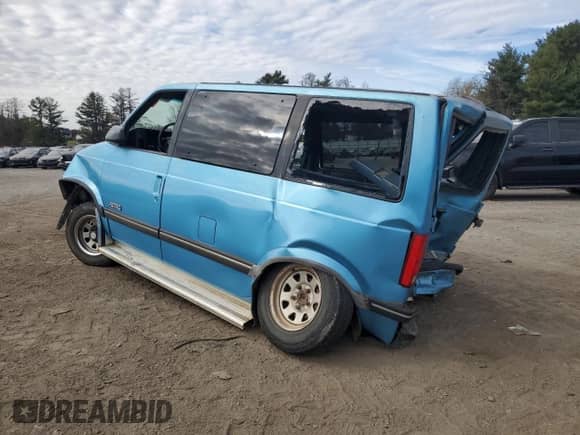 1994 Chevrolet Astro с VIN 1GNDM15Z2RB210658, выставлен на аукционе Copart как лот 78859874 с пробегом 236 955 миль миль и Списание • Salvage title. История ставок и продаж доступна на DreamBid. Изображение 2.