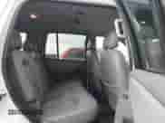 2005 Ford Explorer XLT z VIN 1FMZU73W85ZA07233, wystawiony jako IAAI lot #43120091 z przebiegiem 185 339 mil mil oraz . Historia ofert i sprzedaży dostępna na DreamBid. Obrazek 8.