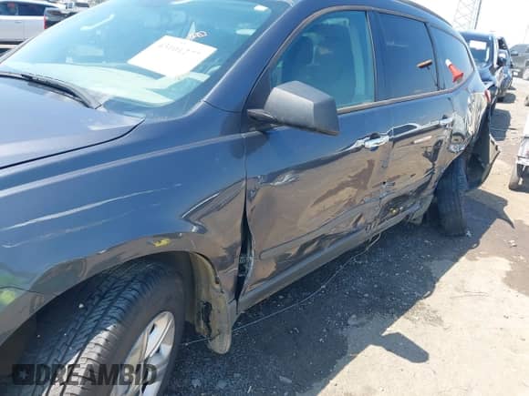 2012 Chevrolet Traverse LS с VIN 1GNKRFEDXCJ421940, выставлен на аукционе IAAI как лот 43101277 с пробегом 244 709 миль миль и . История ставок и продаж доступна на DreamBid. Изображение 6.
