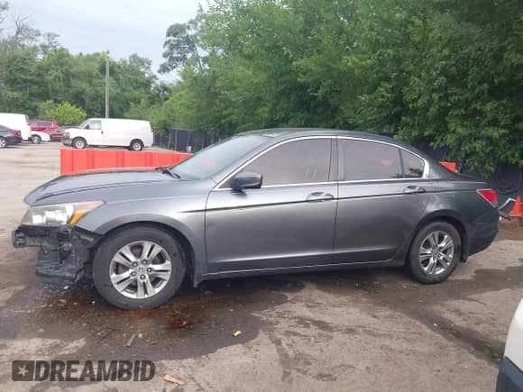 2011 Honda Accord SE с VIN 1HGCP2F69BA065217, выставлен на аукционе IAAI как лот 42517520 с пробегом 188 432 миль миль и . История ставок и продаж доступна на DreamBid. Изображение 15.