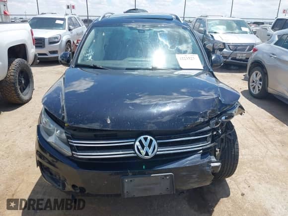 2017 Volkswagen Tiguan Wolfsburg Edition с VIN WVGSV7AX1HW503670, выставлен на аукционе IAAI как лот 42235251 с пробегом 88 477 миль миль и . История ставок и продаж доступна на DreamBid. Изображение 12.