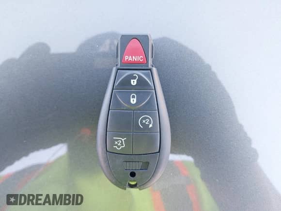 2008 Jeep Grand Cherokee Limited z VIN 1J8HR58238C189595, wystawiony jako IAAI lot #42837942 z przebiegiem 142 538 mil mil oraz . Historia ofert i sprzedaży dostępna na DreamBid. Obrazek 11.