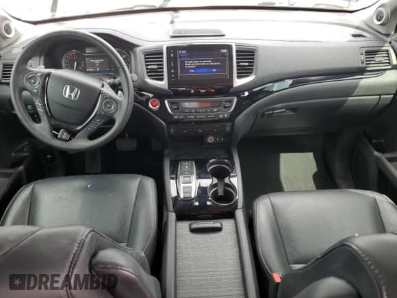 2018 Honda Pilot Touring with VIN 5FNYF5H99JB002768, listed as a Copart auction lot 60540525 with 51,187 mi miles and Clean title. Bid and sale history available at DreamBid. Image 8.