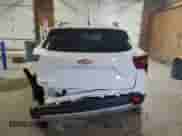 2024 Chevrolet Trax LT z VIN KL77LHE2XRC222293, wystawiony jako Copart lot #70397095 z przebiegiem Nie podano mil oraz Szkoda całkowita • Salvage title. Historia ofert i sprzedaży dostępna na DreamBid. Obrazek 6.