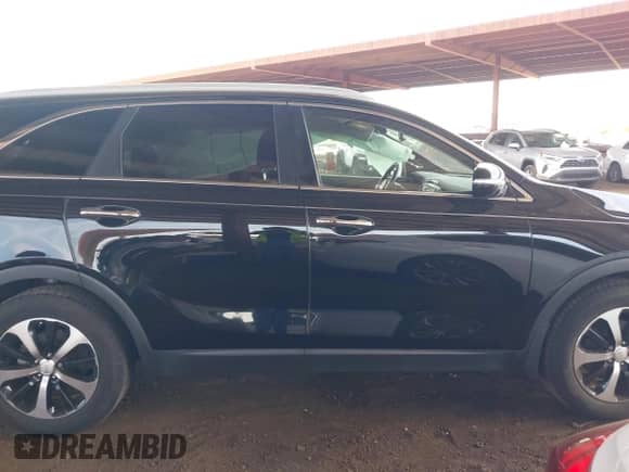 2016 Kia Sorento EX with VIN 5XYPH4A13GG031351, listed as a IAAI auction lot 42923201 with 74,117 mi miles and . Bid and sale history available at DreamBid. Image 13.