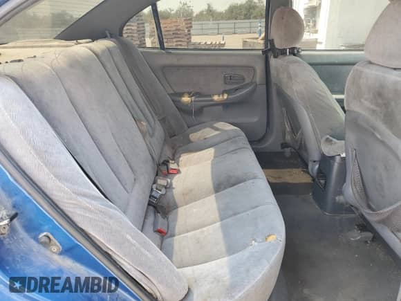 2006 Hyundai Elantra GLS z VIN KMHDN46D96U204037, wystawiony jako Copart lot #69697164 z przebiegiem 185 280 mil mil oraz Szkoda całkowita • Salvage title. Historia ofert i sprzedaży dostępna na DreamBid. Obrazek 10.