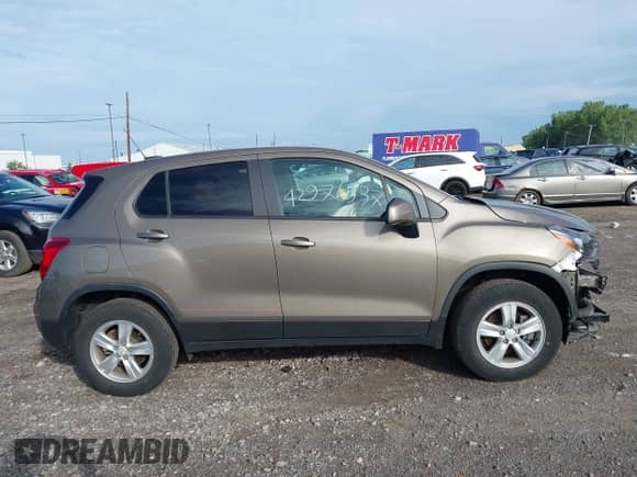 2021 Chevrolet Trax LS z VIN KL7CJNSB4MB344296, wystawiony jako IAAI lot #42976537 z przebiegiem 6 473 mil mil oraz . Historia ofert i sprzedaży dostępna na DreamBid. Obrazek 14.