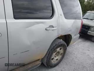 2011 Chevrolet Tahoe LT with VIN 1GNSKBE00BR136450, listed as a IAAI auction lot 43297549 with 316,971 mi miles and . Bid and sale history available at DreamBid. Image 6.