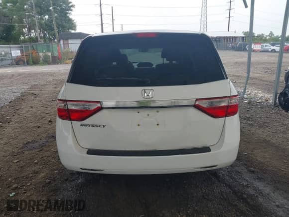 2011 Honda Odyssey LX with VIN 5FNRL5H28BB028618, listed as a IAAI auction lot 43339792 with 144,001 mi miles and . Bid and sale history available at DreamBid. Image 16.