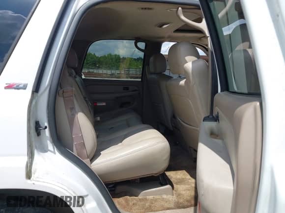 2003 Chevrolet Tahoe Z71 with VIN 1GNEK13ZX3R155131, listed as a IAAI auction lot 42790337 with Not provided miles and . Bid and sale history available at DreamBid. Image 8.