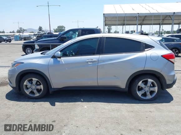 2022 Honda HR-V LX with VIN 3CZRU5H38NM711385, listed as a IAAI auction lot 42606153 with 29,573 mi miles and . Bid and sale history available at DreamBid. Image 14.