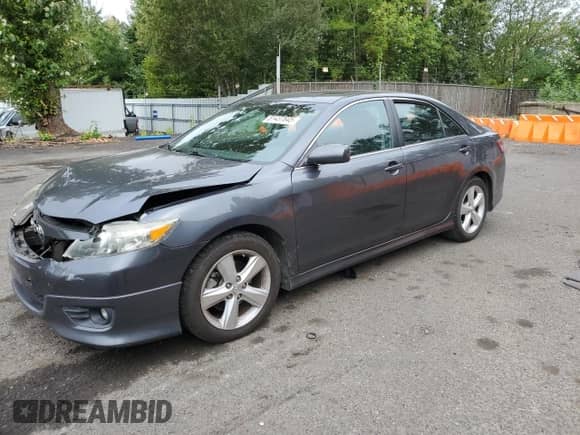2010 Toyota Camry SE с VIN 4T1BF3EK3AU011860, выставлен на аукционе Copart как лот 81437645 с пробегом 144 462 миль миль и Списание • Salvage title. История ставок и продаж доступна на DreamBid. Изображение 1.