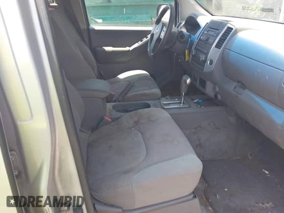 2009 Nissan Frontier SE with VIN 1N6AD07U59C407404, listed as a IAAI auction lot 42772182 with 183,640 mi miles and . Bid and sale history available at DreamBid. Image 5.