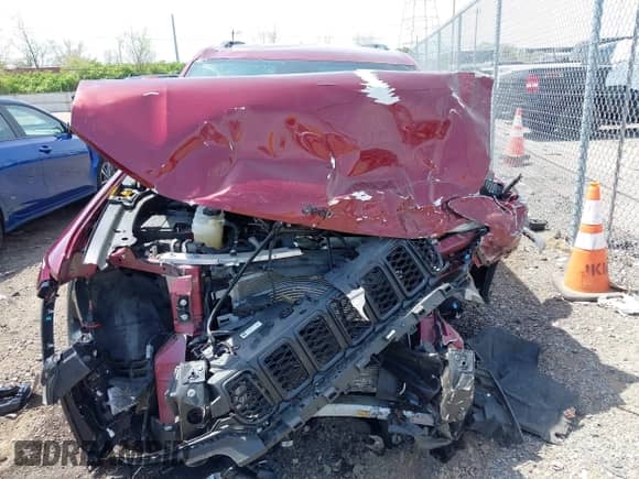 2022 Jeep Grand Cherokee Laredo z VIN 1C4RJHAG3N8630327, wystawiony jako IAAI lot #42097873 z przebiegiem 29 880 mil mil oraz . Historia ofert i sprzedaży dostępna na DreamBid. Obrazek 6.