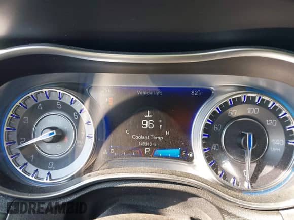 2016 Chrysler 300 C с VIN 2C3CCAKG4GH282755, выставлен на аукционе IAAI как лот 42842699 с пробегом 149 913 миль миль и . История ставок и продаж доступна на DreamBid. Изображение 7.