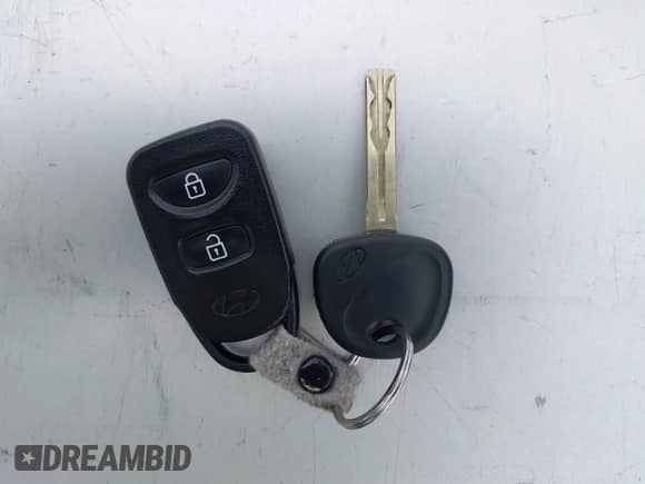 2014 Hyundai Tucson SE with VIN KM8JU3AG5EU797427, listed as a IAAI auction lot 42791661 with 83,738 mi miles and . Bid and sale history available at DreamBid. Image 11.