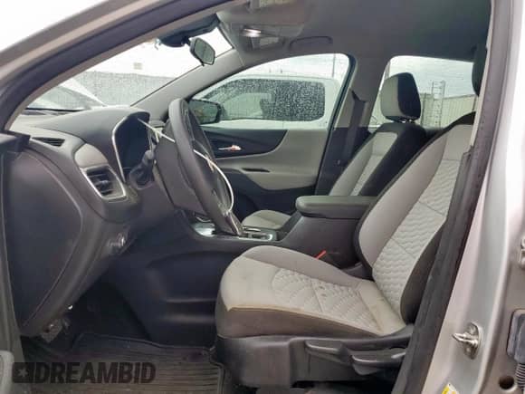 2020 Chevrolet Equinox LS z VIN 3GNAXHEV8LS586390, wystawiony jako Copart lot #82062445 z przebiegiem 26 014 mil mil oraz Szkoda całkowita • Salvage title. Historia ofert i sprzedaży dostępna na DreamBid. Obrazek 7.