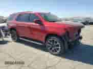2021 Chevrolet Tahoe RST z VIN 1GNSKRKD4MR396448, wystawiony jako Copart lot #58041415 z przebiegiem 29 567 mil mil oraz Szkoda całkowita • Salvage title. Historia ofert i sprzedaży dostępna na DreamBid. Obrazek 4.
