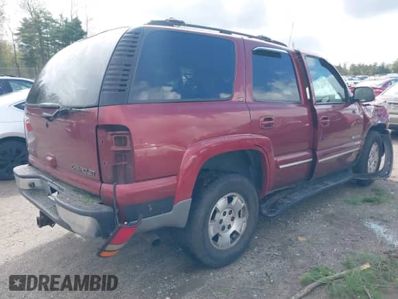 2003 Chevrolet Tahoe Z71 с VIN 1GNEK13T53R110402, выставлен на аукционе IAAI как лот 42204565 с пробегом Не указан миль и . История ставок и продаж доступна на DreamBid. Изображение 4.