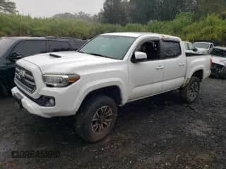 2017 Toyota Tacoma SR5 with VIN 5TFCZ5AN1HX087243, listed as a Copart auction lot 68001565 with 63,152 mi miles and Clean title. Bid and sale history available at DreamBid. Image 1.