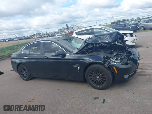 2011 BMW 5 Series 535i xDrive with VIN WBAFU7C50BDU54224, listed as a IAAI auction lot 43160380 with 34,926 mi miles and . Bid and sale history available at DreamBid. Image 13.