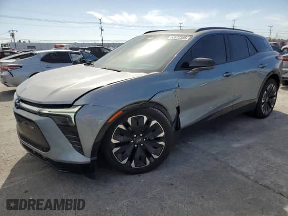 2024 Chevrolet Blazer EV eAWD RS z VIN 3GNKDCRJXRS173757, wystawiony jako Copart lot #52872395 z przebiegiem 5 077 mil mil oraz Szkoda całkowita • Salvage title. Historia ofert i sprzedaży dostępna na DreamBid. Obrazek 1.