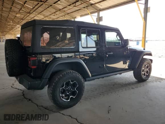 2022 Jeep Wrangler Unlimited Rubicon with VIN 1C4JJXR6XNW153104, listed as a Copart auction lot 62337805 with 19,807 mi miles and Clean title. Bid and sale history available at DreamBid. Image 3.