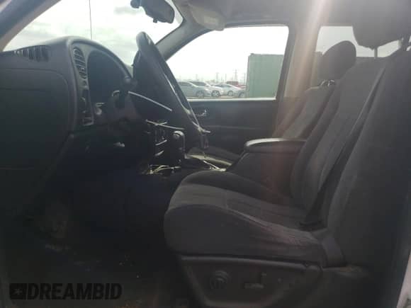2005 Chevrolet TrailBlazer LT with VIN 1GNES16S356173361, listed as a Copart auction lot 81741245 with 132,685 mi miles and Salvage title. Bid and sale history available at DreamBid. Image 7.