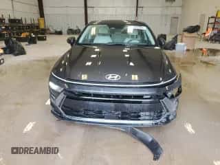 2025 Hyundai Sonata SEL z VIN KMHL34JJ2SA122130, wystawiony jako Copart lot #89928885 z przebiegiem 15 707 mil mil oraz Czysty tytuł • Clean title. Historia ofert i sprzedaży dostępna na DreamBid. Obrazek 5.