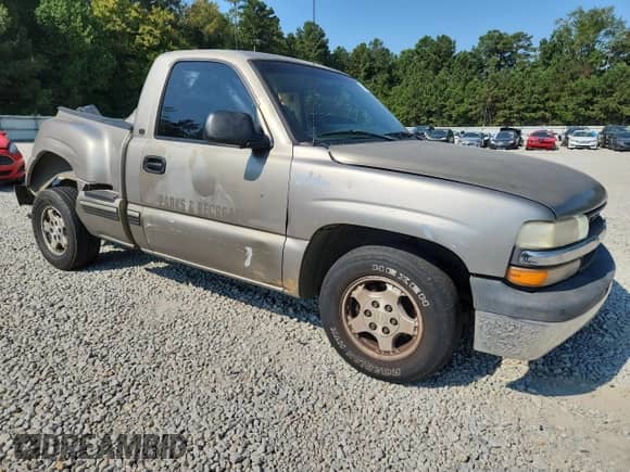2000 Chevrolet Silverado 1500 z VIN 1GCEC14V7YZ105294, wystawiony jako Copart lot #71396935 z przebiegiem 257 942 mil mil oraz Szkoda całkowita • Salvage title. Historia ofert i sprzedaży dostępna na DreamBid. Obrazek 4.