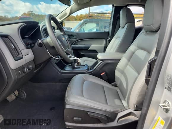 2019 Chevrolet Colorado 4WD Work Truck z VIN 1GCHTBEN6K1165932, wystawiony jako Copart lot #82702035 z przebiegiem 41 307 mil mil oraz Szkoda całkowita • Salvage title. Historia ofert i sprzedaży dostępna na DreamBid. Obrazek 7.