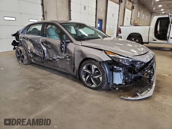 2023 Hyundai Elantra Limited z VIN KMHLP4AG4PU449692, wystawiony jako Copart lot #59679435 z przebiegiem 28 506 mil mil oraz Szkoda całkowita • Salvage title. Historia ofert i sprzedaży dostępna na DreamBid. Obrazek 4.