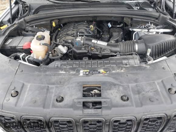 2024 Jeep Grand Cherokee Altitude z VIN 1C4RJHAG9RC109065, wystawiony jako IAAI lot #43547039 z przebiegiem 53 262 mil mil oraz . Historia ofert i sprzedaży dostępna na DreamBid. Obrazek 10.