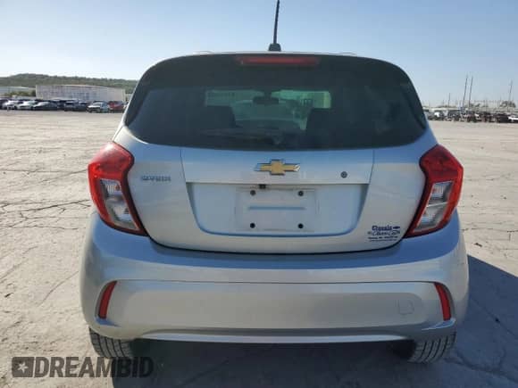 2019 Chevrolet Spark LS z VIN KL8CB6SA6KC718940, wystawiony jako Copart lot #87459955 z przebiegiem 112 392 mil mil oraz Czysty tytuł • Clean title. Historia ofert i sprzedaży dostępna na DreamBid. Obrazek 6.