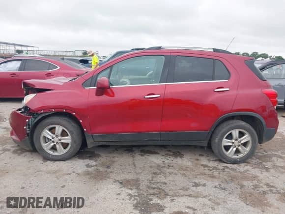 2019 Chevrolet Trax LT с VIN 3GNCJLSB1KL279174, выставлен на аукционе IAAI как лот 42393079 с пробегом 163 604 миль миль и . История ставок и продаж доступна на DreamBid. Изображение 13.