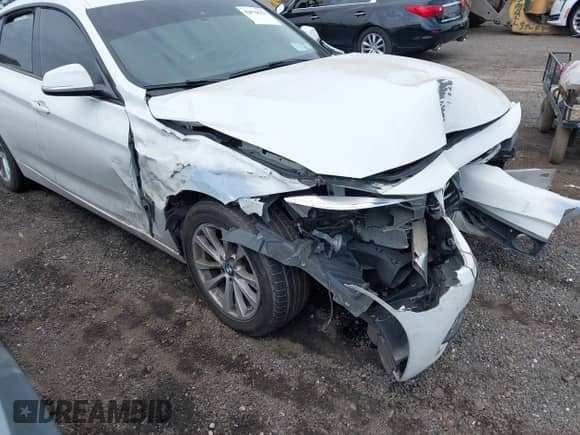 2014 BMW 3 Series 328i Gran Turismo xDrive с VIN WBA3X5C5XED559713, выставлен на аукционе IAAI как лот 42078622 с пробегом 68 233 миль миль и . История ставок и продаж доступна на DreamBid. Изображение 17.