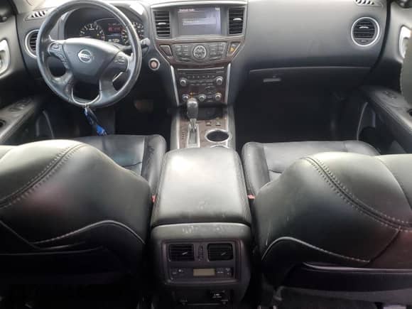 2015 Nissan Pathfinder Platinum with VIN 5N1AR2MM6FC671890, listed as a Copart auction lot 65613745 with 157,995 mi miles and Salvage title. Bid and sale history available at DreamBid. Image 8.