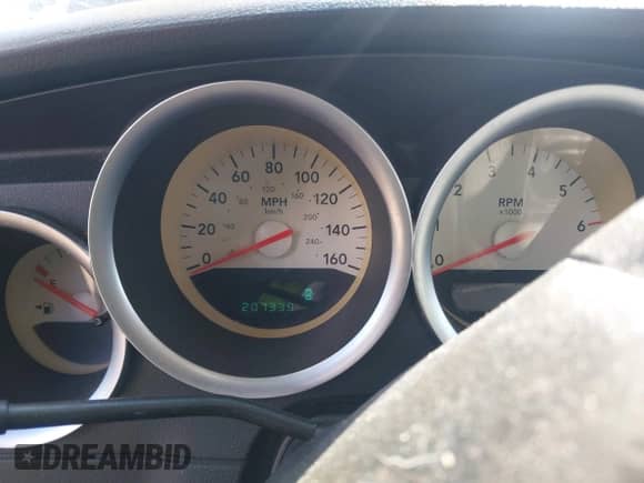 2007 Dodge Magnum R/T with VIN 2D4GV57287H872794, listed as a IAAI auction lot 41899268 with 207,339 mi miles and . Bid and sale history available at DreamBid. Image 7.