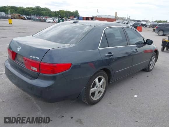 2005 Honda Accord EX-L with VIN 1HGCM568X5A089509, listed as a IAAI auction lot 43148316 with 187,695 mi miles and . Bid and sale history available at DreamBid. Image 4.