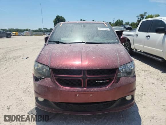 2019 Dodge Grand Caravan GT with VIN 2C4RDGEG8KR513791, listed as a Copart auction lot 64999405 with 101,575 mi miles and Salvage title. Bid and sale history available at DreamBid. Image 5.